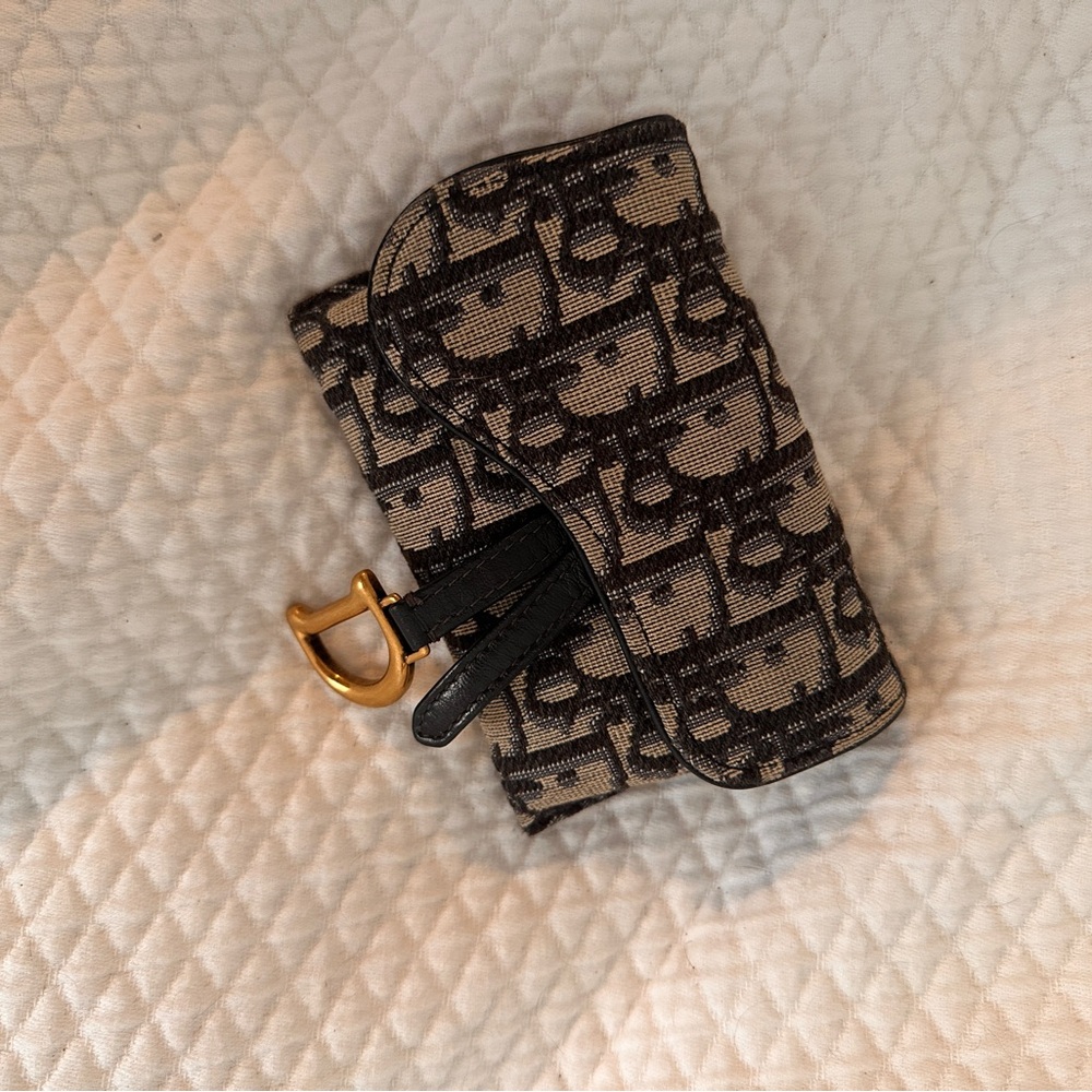 Dior Brown and Gold Chain Shoulder Bag - Picture 2 of 6